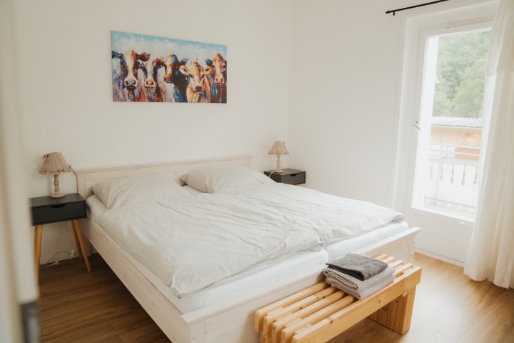 Schlafzimmer 2 / Balkonzugang