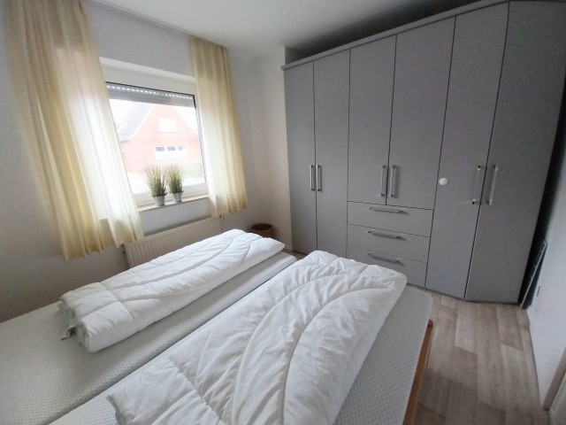 Hochwertiger extra großer Schlafzimmerschrank