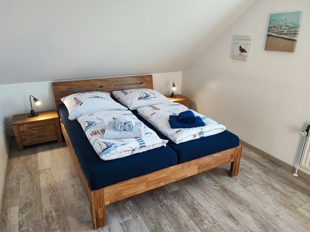 Doppelbett 1. OG