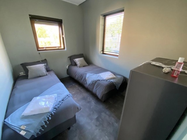 2. Schlafzimmer