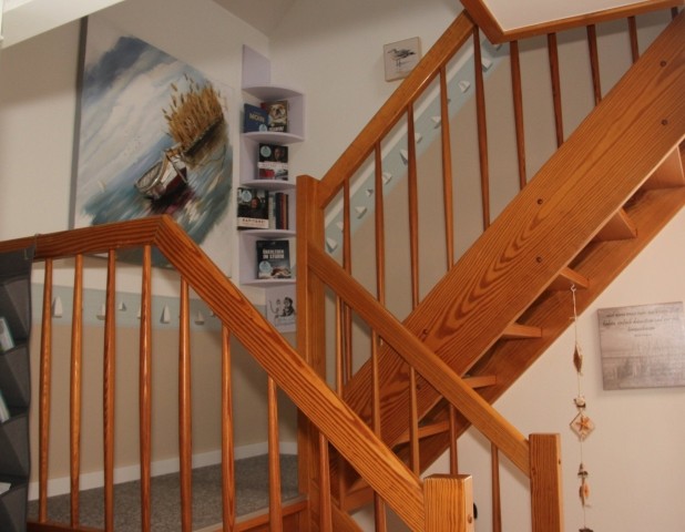 Flur Treppe mit Bücherecke