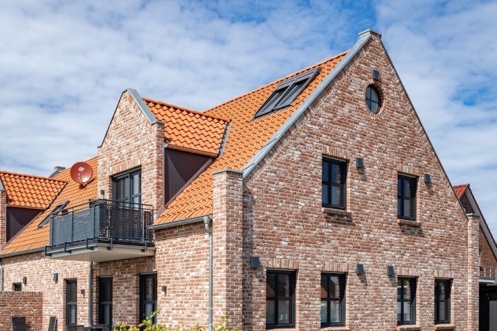 Außenaufnahme, baugleiches Gebäude