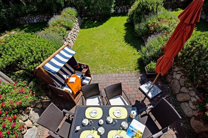 Terrasse und Garten