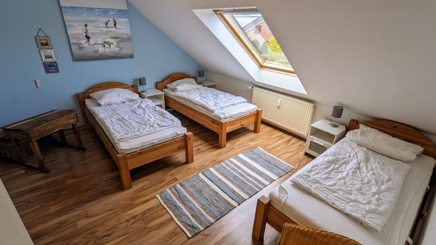 Schlafzimmer 2