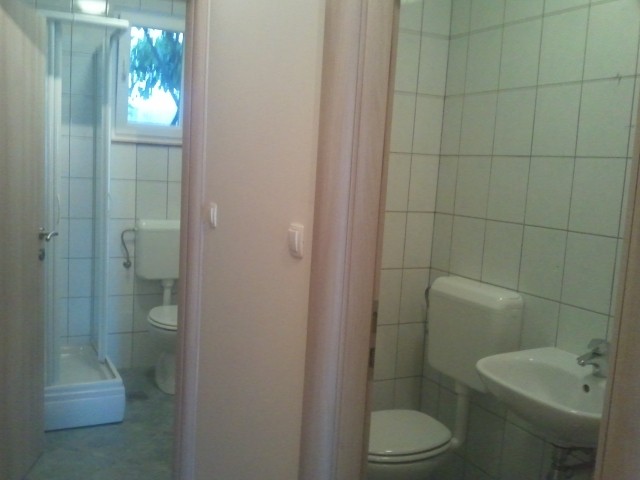 BADEZIMMER - GÄSTE WC