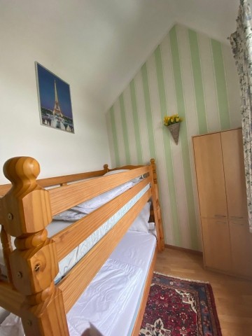 Schlafzimmer mit Etagenbett