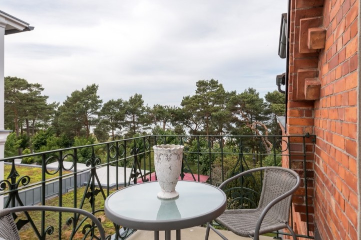 Balkon mit kleinem Meerblick