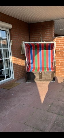 Strandkorb auf der Terrasse 
