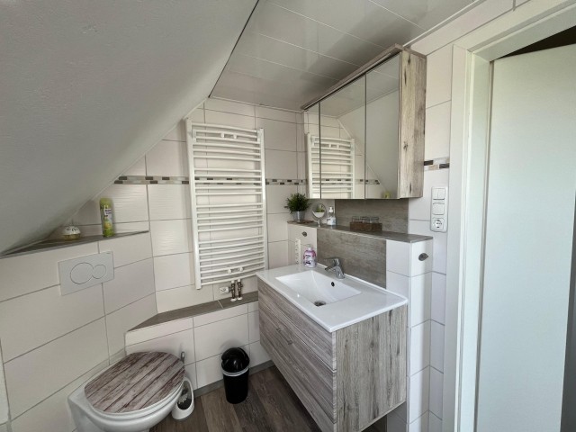 Bad / Toilette/ Waschtisch