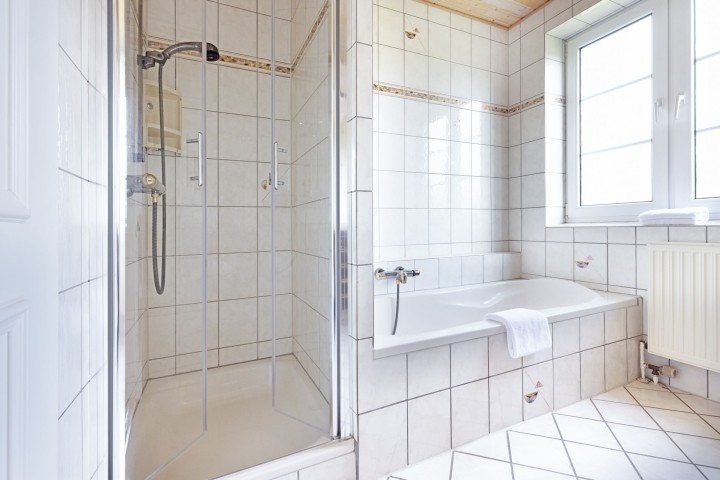 Badezimmer eins