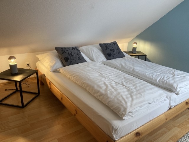 Schlafzimmer DG