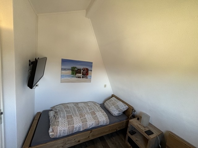 Schlafen mit 2 einzelnen Betten und tv