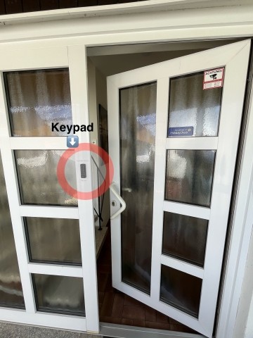 Hauseingang mit keypad