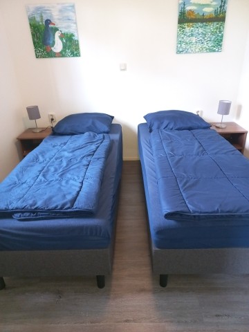 Schlafzimmer 1
