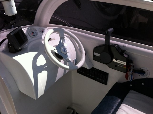 Fahrerstand Yacht