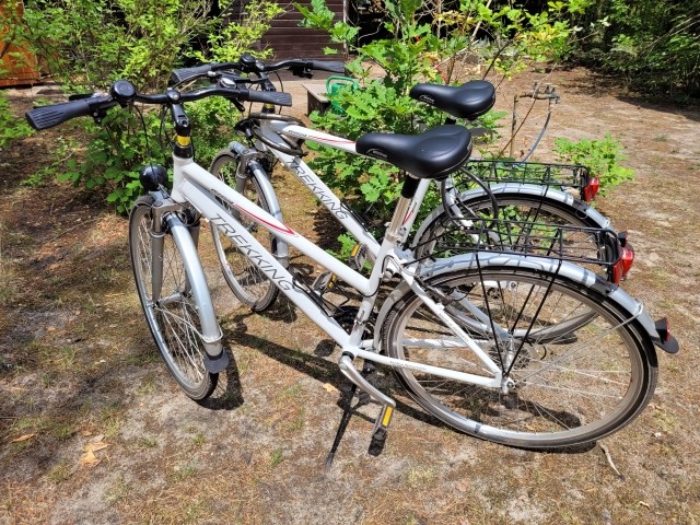 Zwei Fahrräder zur freien Verfügung