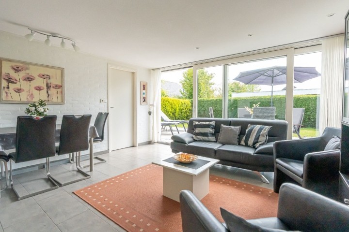 Das helle Wohnzimmer