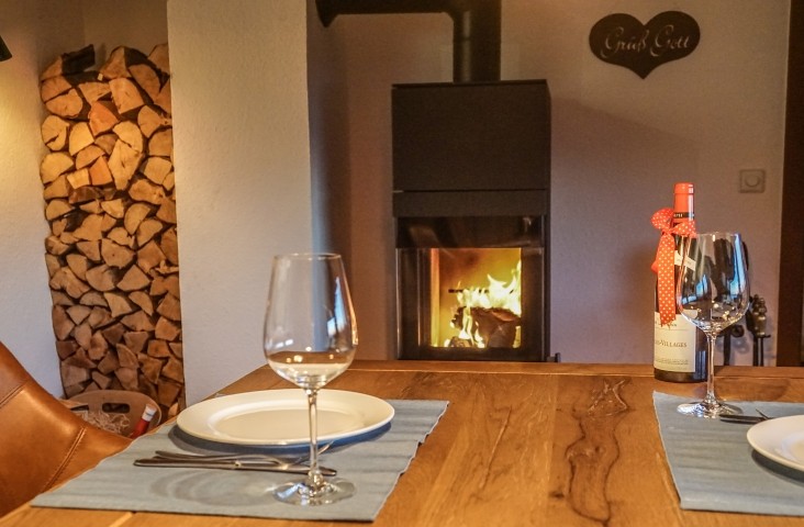 Wohnzimmer mit Kaminofen