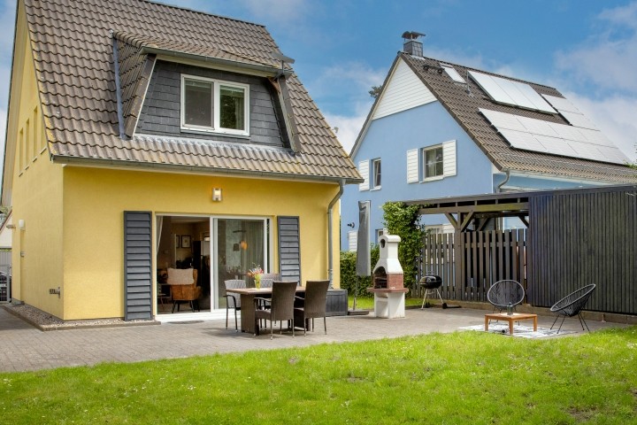 Der Garten mit Terrasse