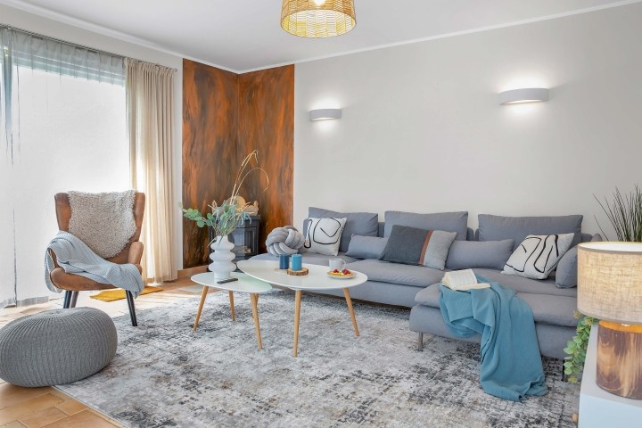 Das hygge eingerichtete Wohnzimmer