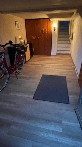 Eingangsbereich mit Leihfahrrädern