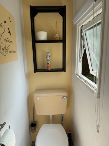 separate Toilette
