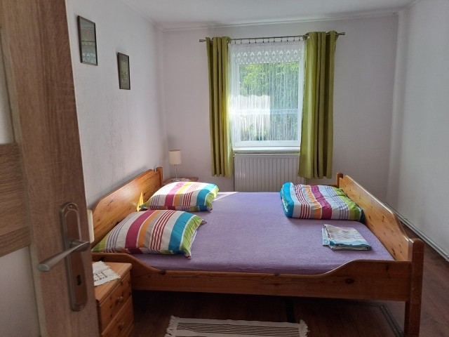Schlafzimmer 2