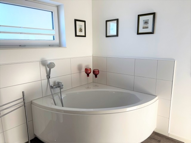 Eckbadewanne