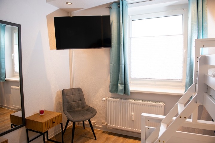 Schlafzimmer 2