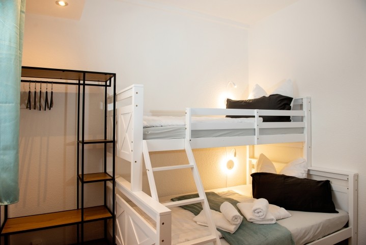 Schlafzimmer 2