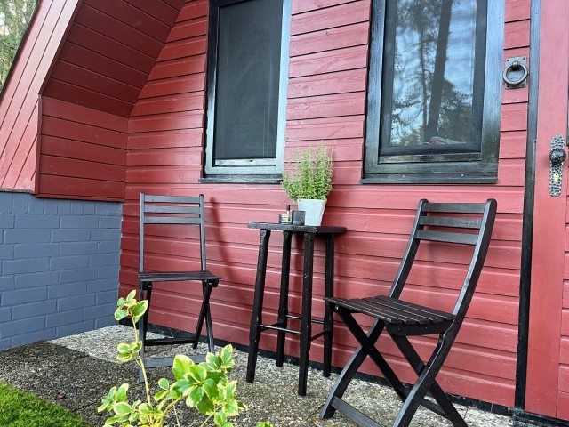 Sitzplatz vor dem Haus 