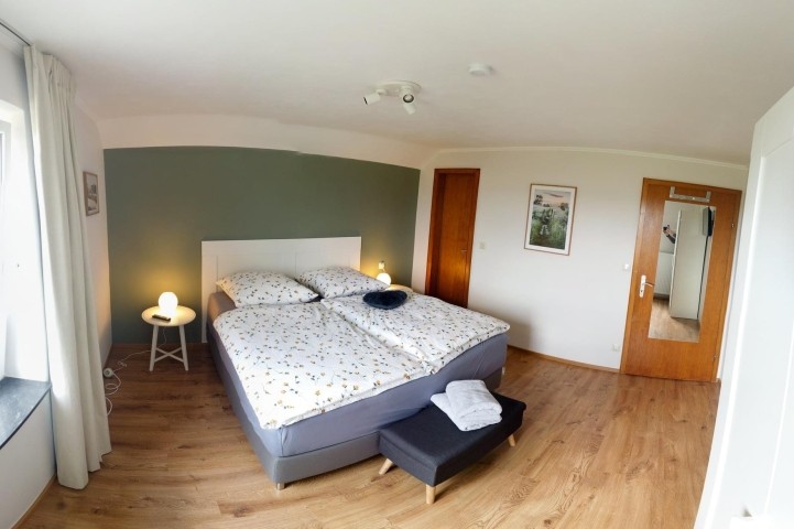 Schlafzimmer 3