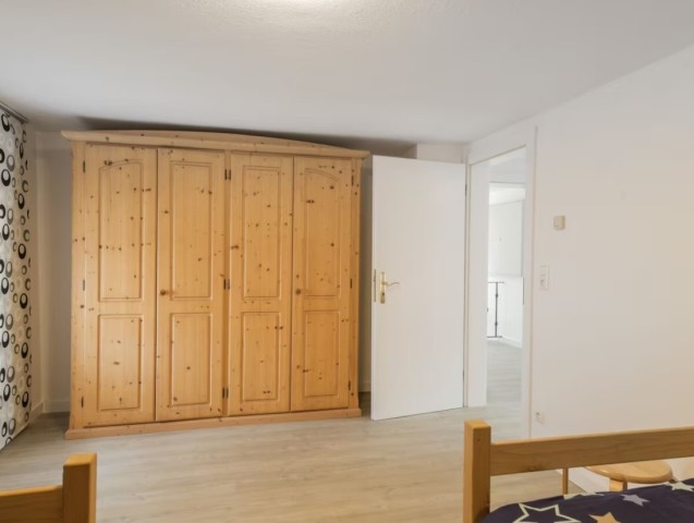 Schlafzimmer 3