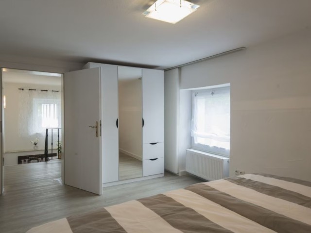 Schlafzimmer 2