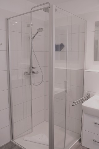 Dusche Badezimmer 1 OG