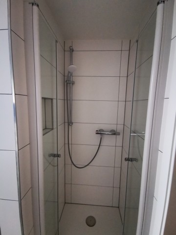 Dusche OG 