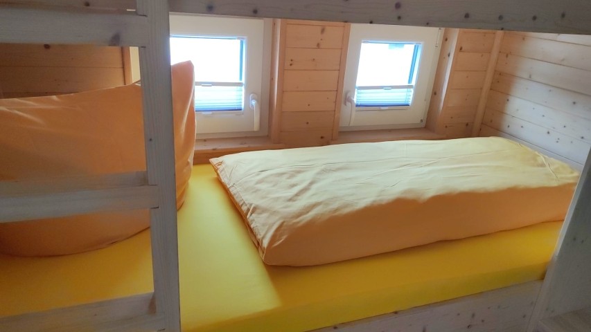 2. Schlafzimmer mit Etagenbett