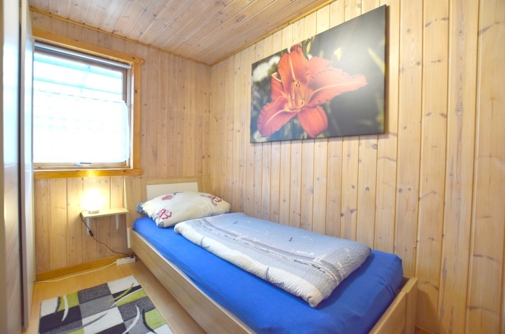 Schlafzimmer 3 mit 90 x 200
