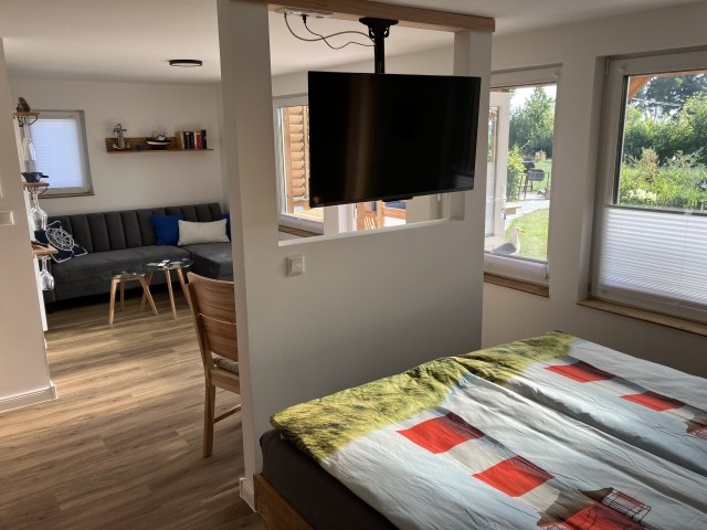 180 Grad drehbarer Fernseher