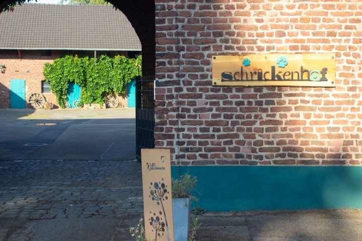 Hofeinfahrt