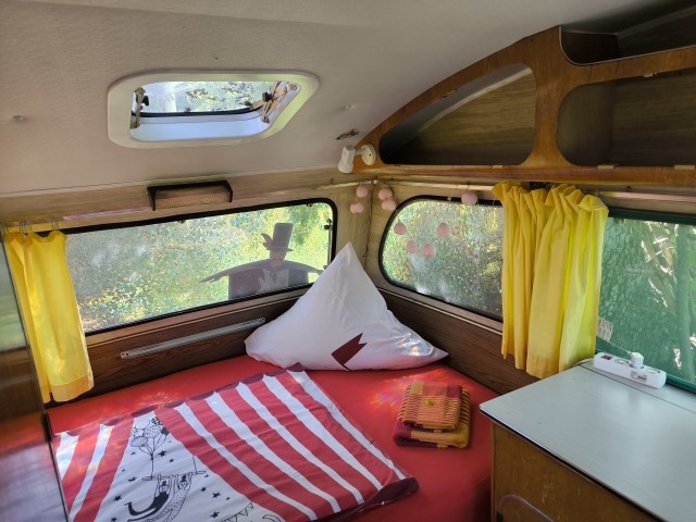 Doppelbett im Kinder - Circus - Caravan