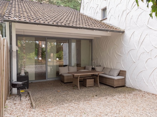 Erste Terrasse windgeschützt