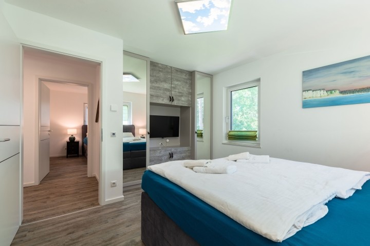 Master-Bedroom