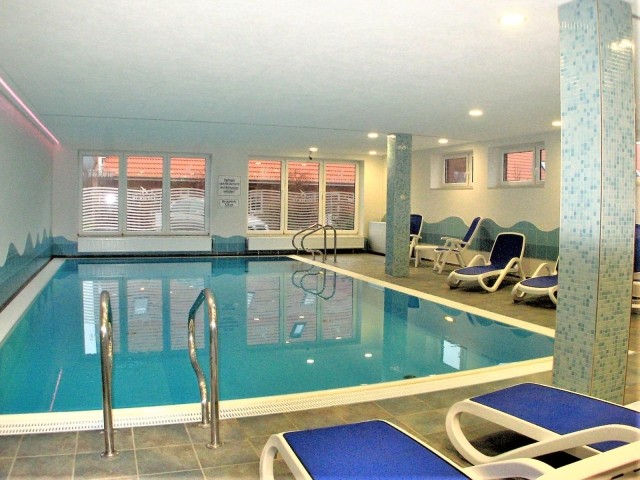 Schwimmbad