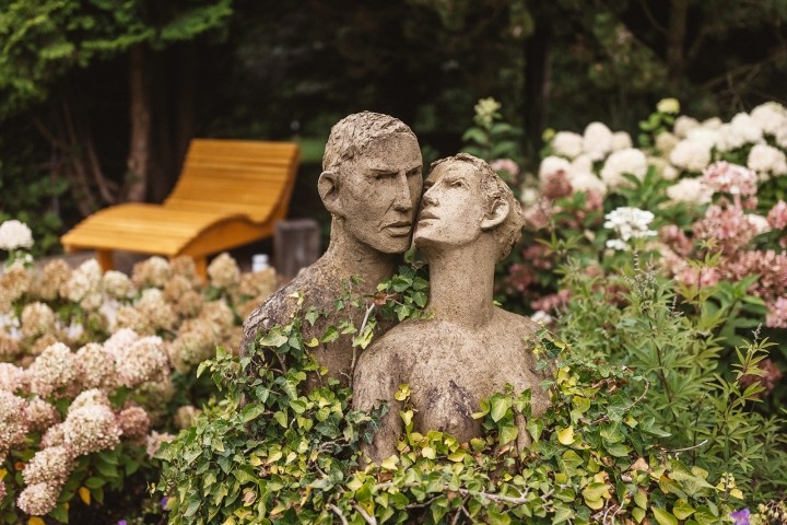 Die Liebenden - Kunst im Garten