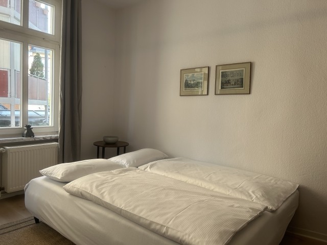 Wohnzimmer mit Schlafsofa