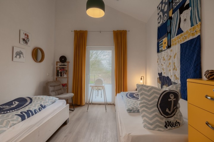 Schlafzimmer zwei mit den beiden Einzelbetten