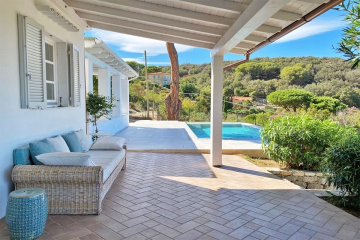 Villa Bianca Terra Insel Elba mit eigenem Pool für bis zu 5 Personen