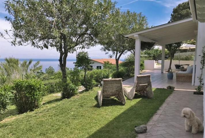 Villa Bianca Terra Insel Elba mit eigenem Pool für bis zu 5 Personen