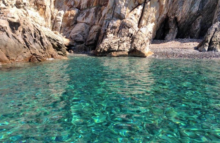 Das Wasser - Villa Bianca Terra Insel Elba mit eigenem Pool für bis zu 5 Personen